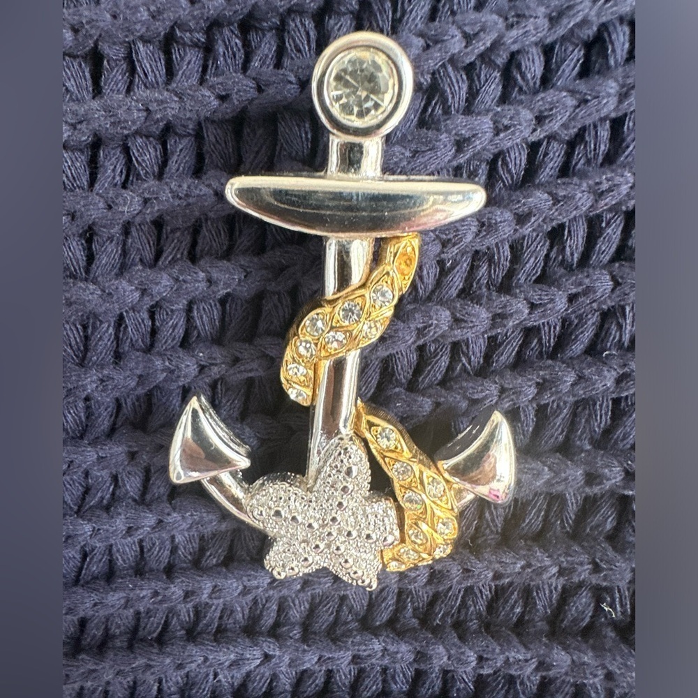 Vintage Kenneth J Lane Nautical Pendant or Brooch - Picture 9 of 9